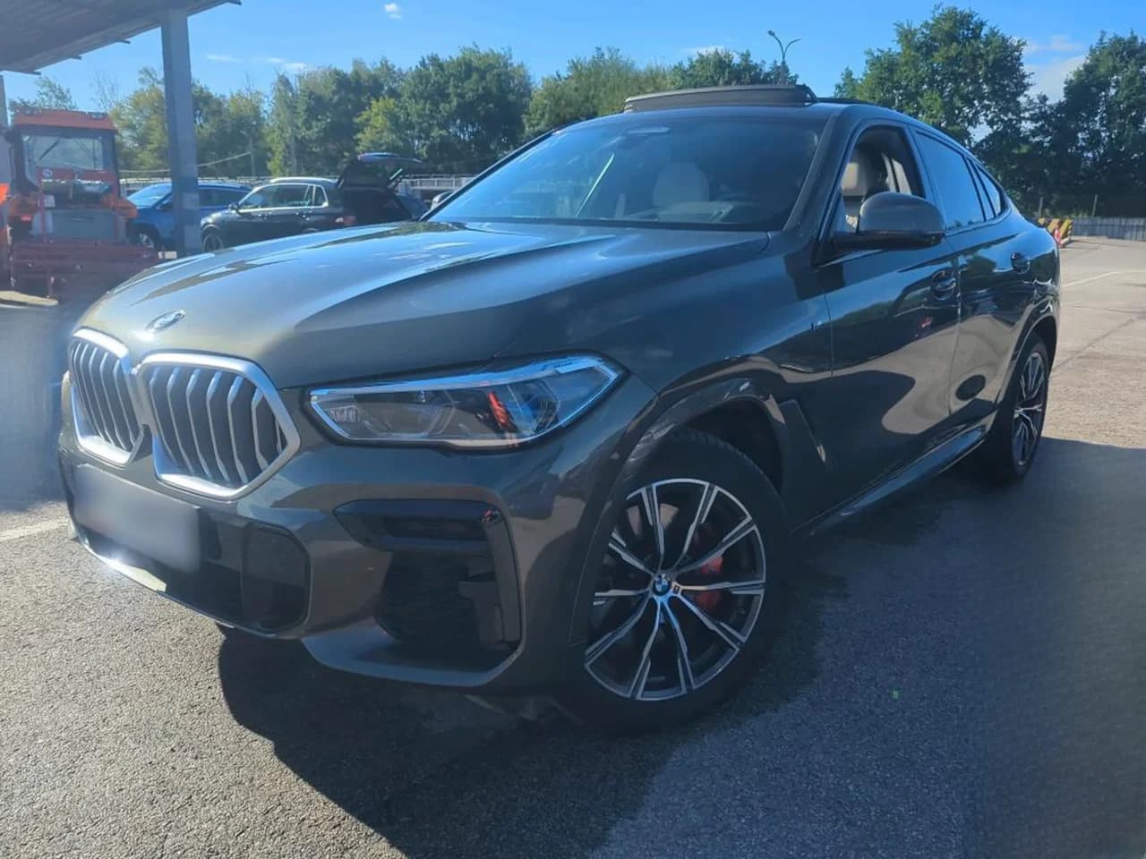 BMW X6 xDrive40i mHEV 2022 - używany samochód w leasingu