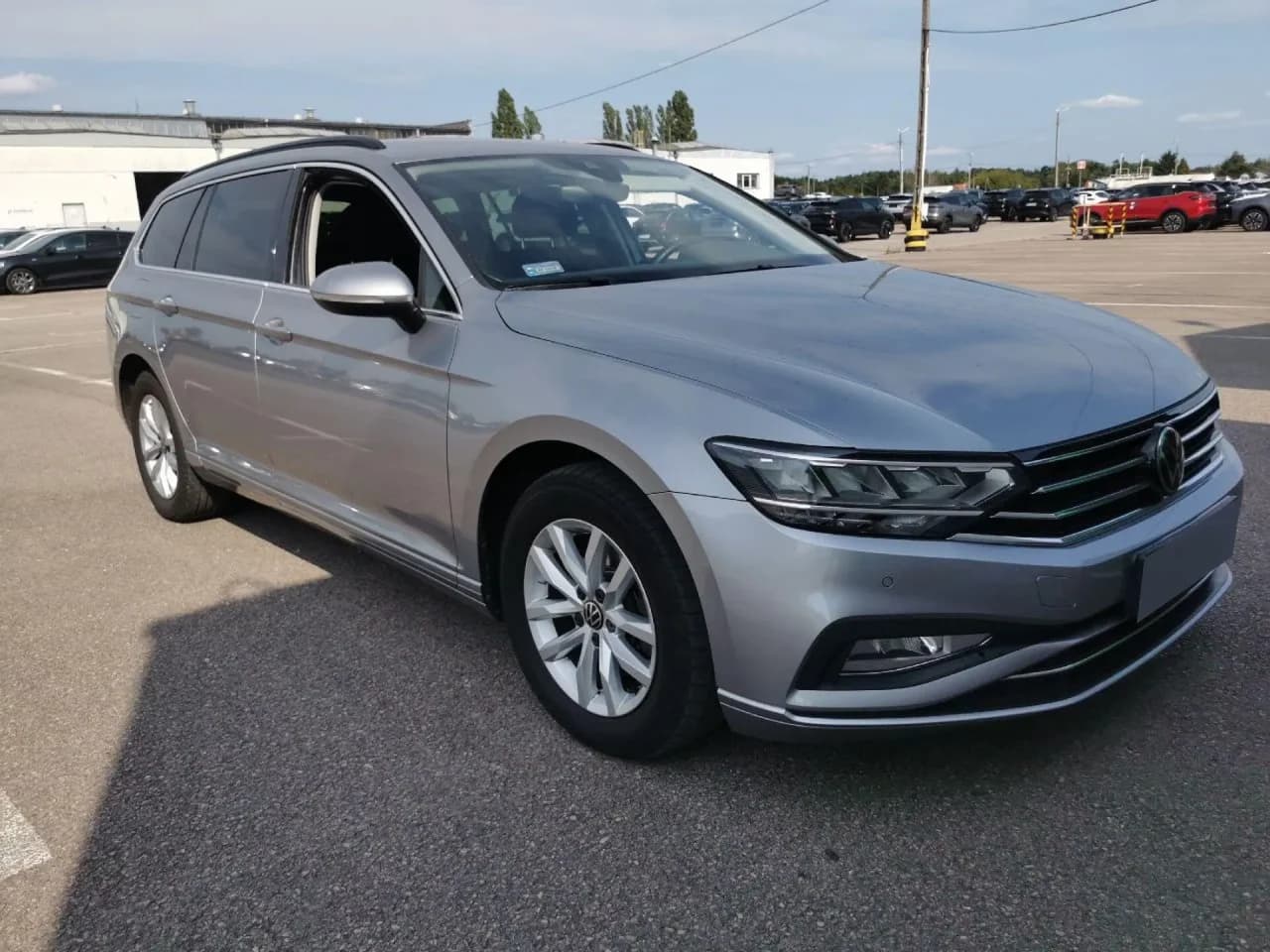 Volkswagen Passat 2.0 TDI EVO Business 2022 - used car for lease