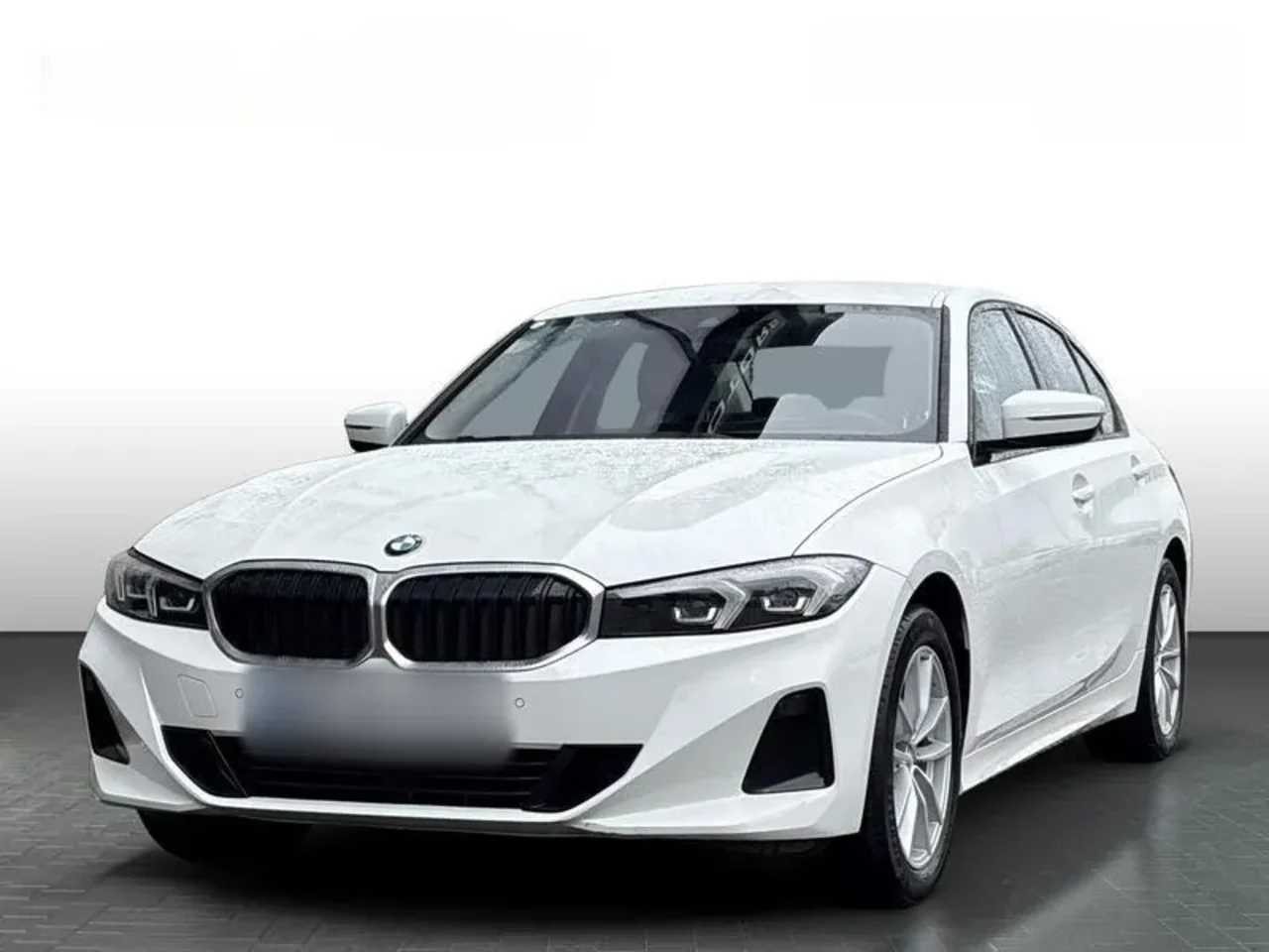 BMW Seria 3 318i aut 2024 - used car for lease