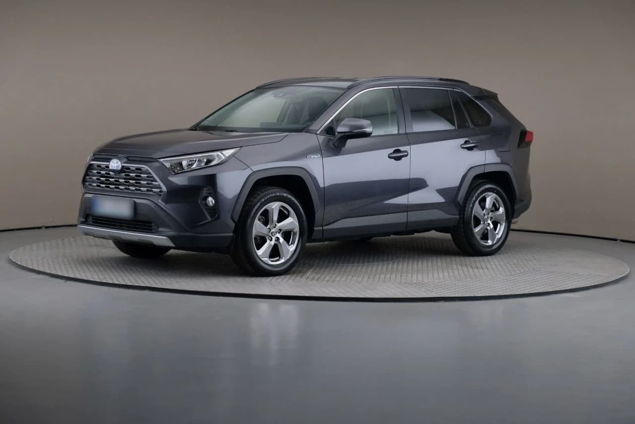 Toyota RAV4 2.5 Hybrid Comfort 4x4 2021 - używany samochód w leasingu