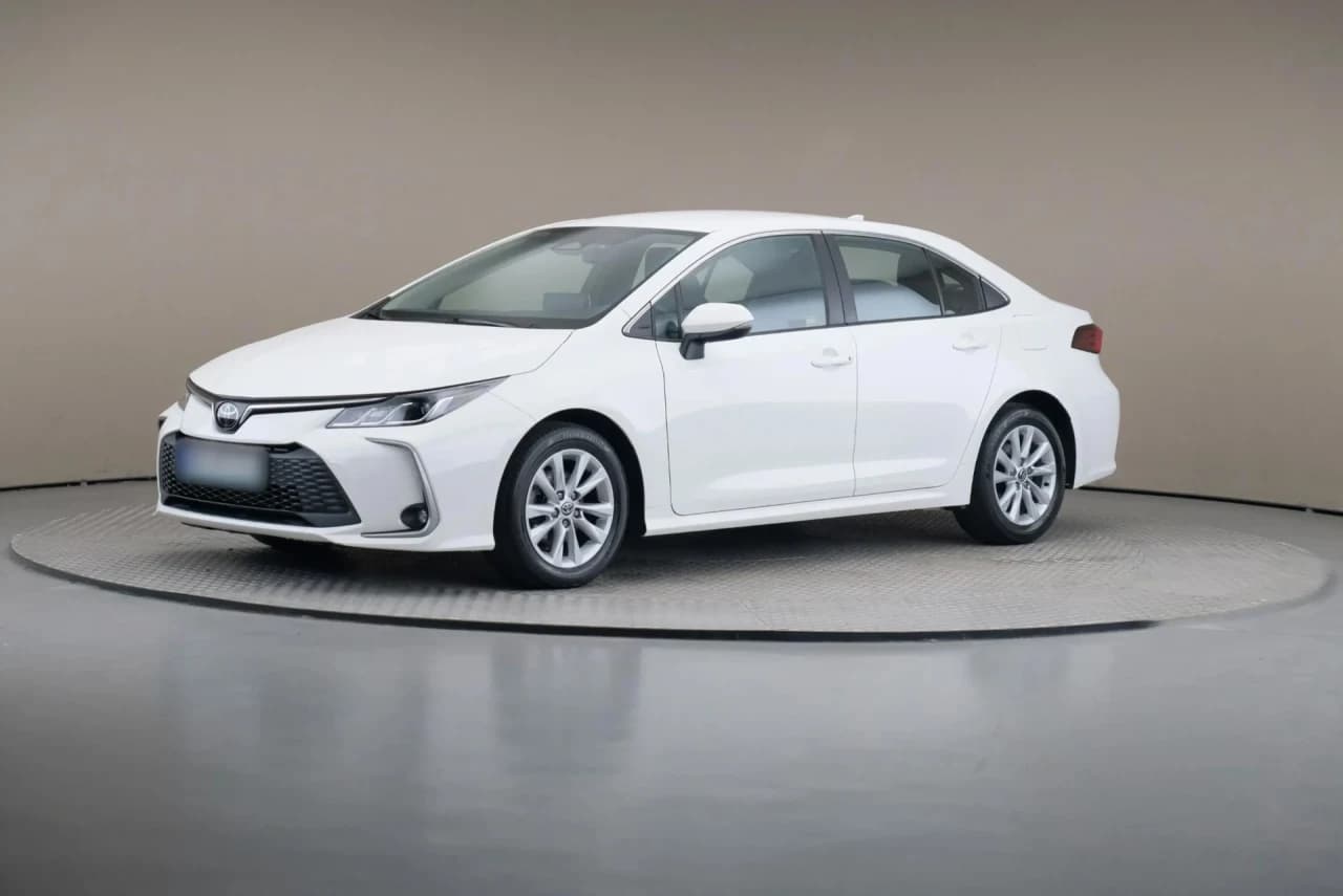 Toyota Corolla 1.5 Comfort 2023 - gebrauchtes Leasingfahrzeug