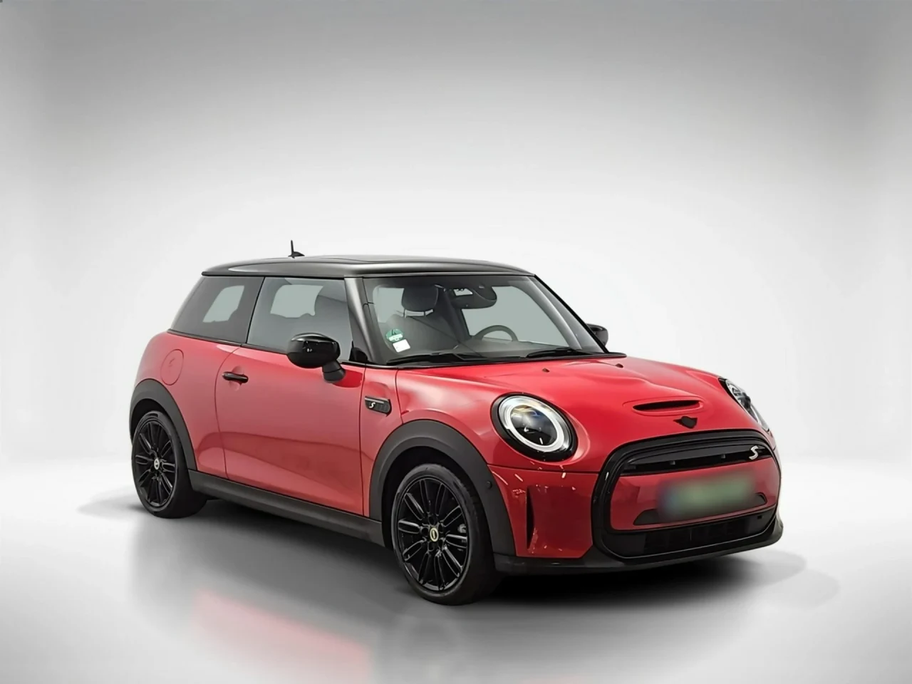 Mini Hatch Cooper SE Classic Trim 2023 - używany samochód w leasingu