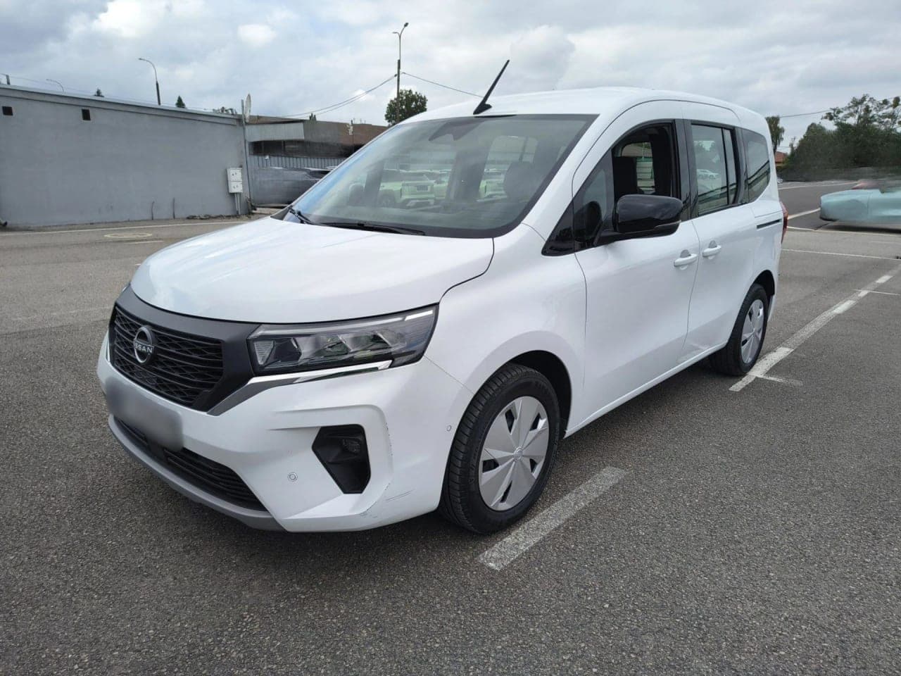 Nissan Townstar Combi 1.3 DIG-T L1 Business 2023 - używany samochód w leasingu