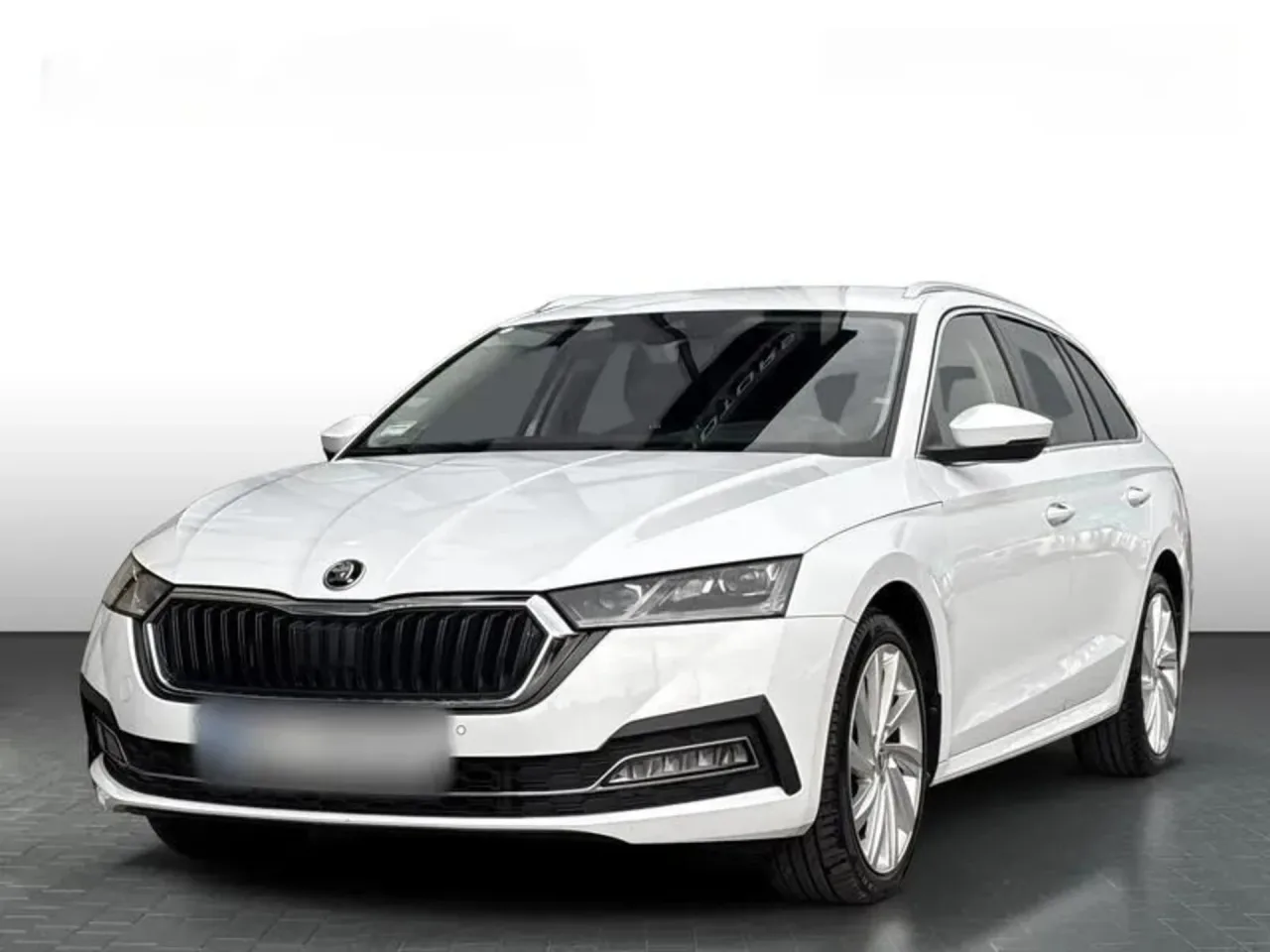 Skoda Octavia 1.5 TSI e-Tec Style DSG 2023 - używany samochód w leasingu