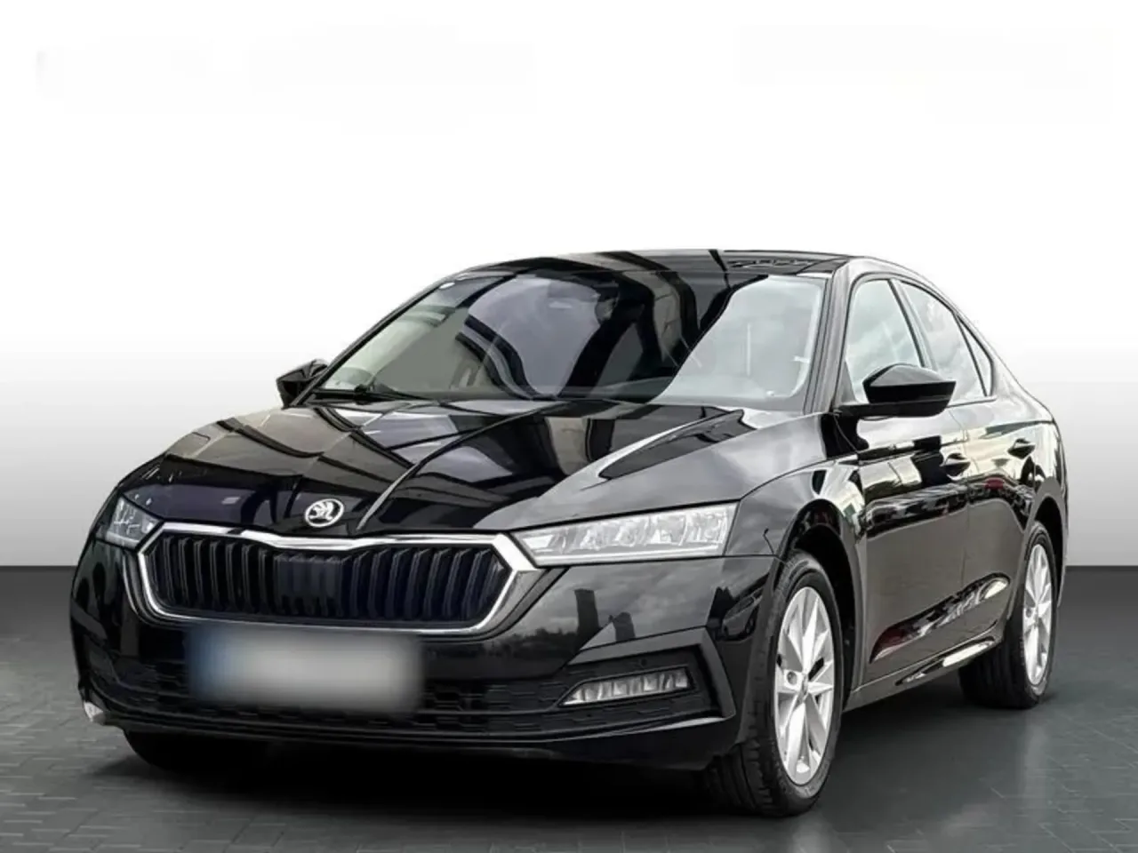 Skoda Octavia 1.5 TSI e-Tec Ambition DSG 2023 - used car for lease