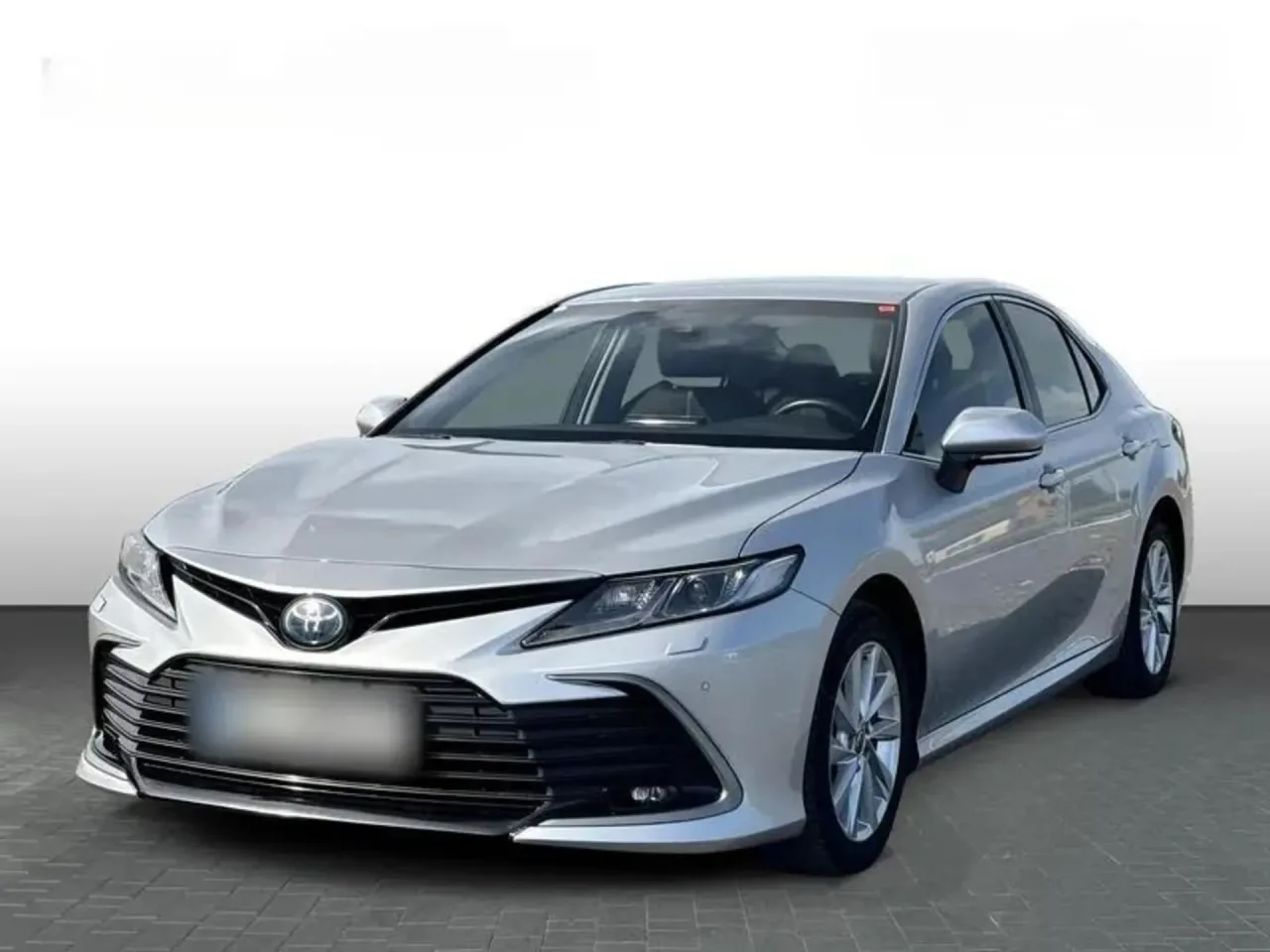 Toyota Camry 2.5 Hybrid Comfort CVT 2023 - używany samochód w leasingu