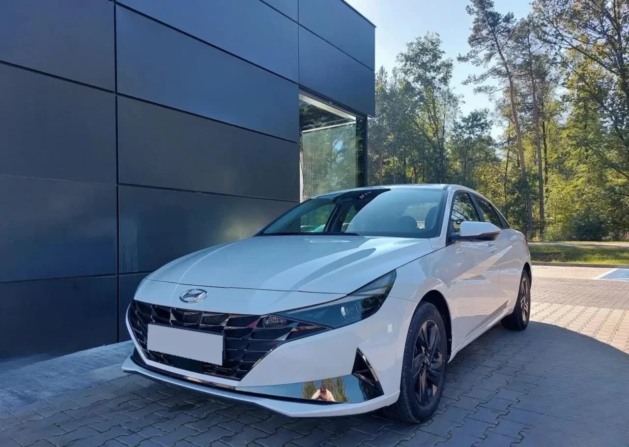 Hyundai Elantra 1.6 Smart 2021 - gebrauchtes Leasingfahrzeug