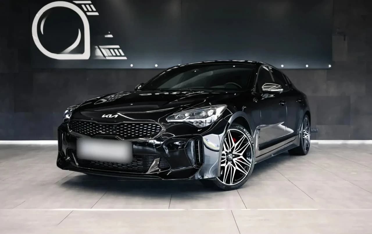 Kia Stinger 3.3 T-GDI V6 GT AWD 2023 - gebrauchtes Leasingfahrzeug