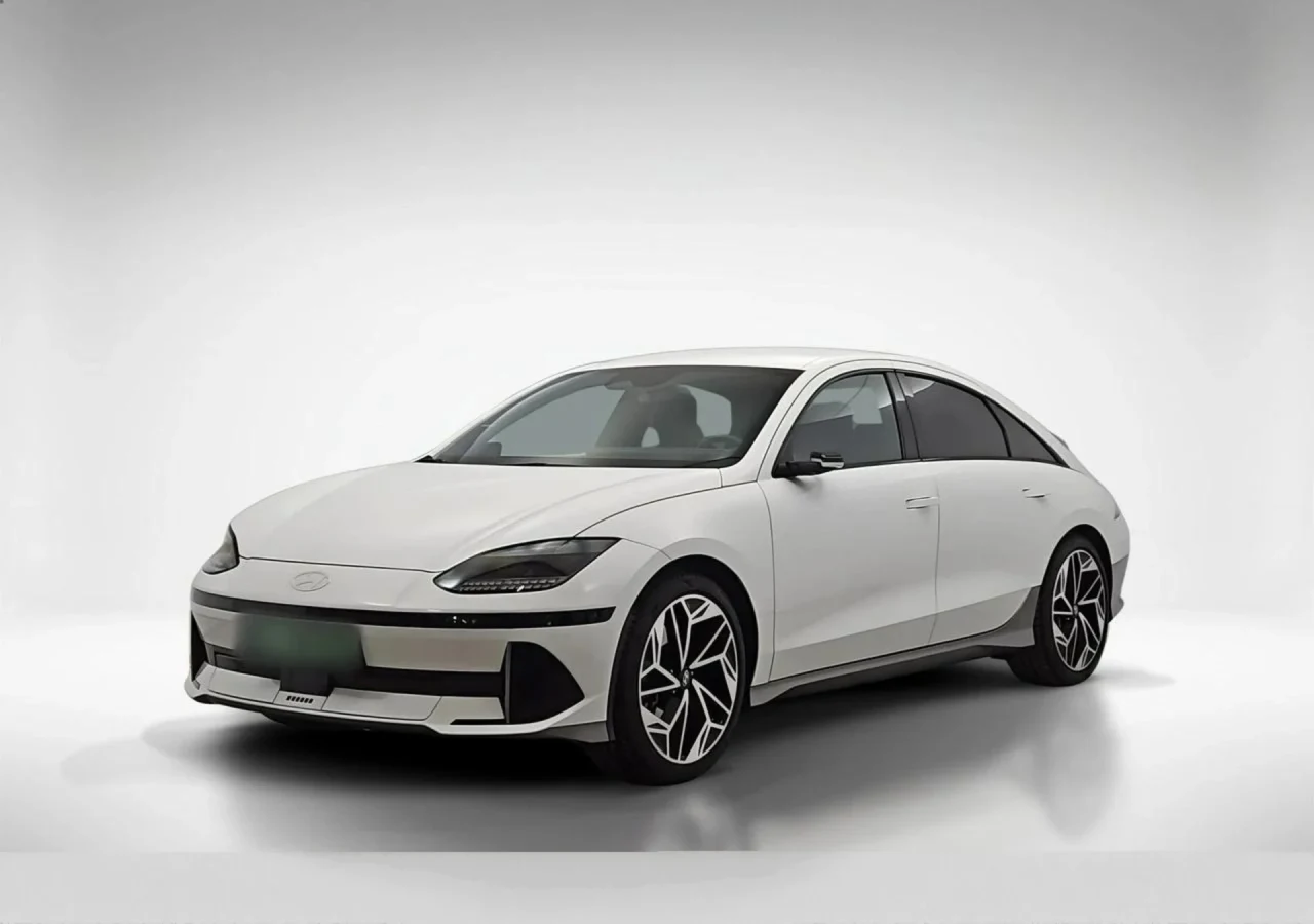 Hyundai IONIQ 6 77kWh Uniq 2023 - używany samochód w leasingu
