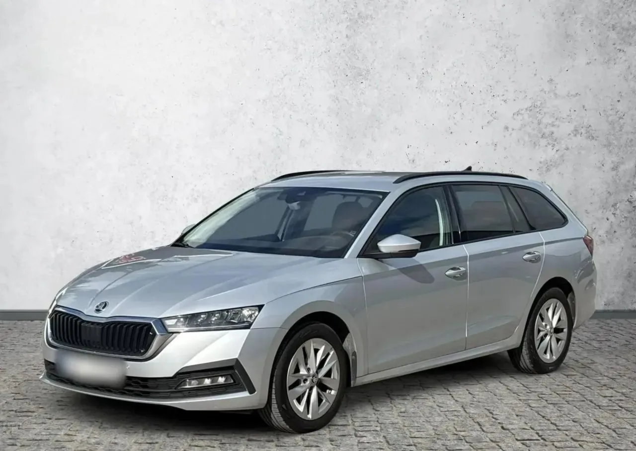 Skoda Octavia 2.0 TDI Ambition DSG 2023 - вживаний автомобіль в лізингу