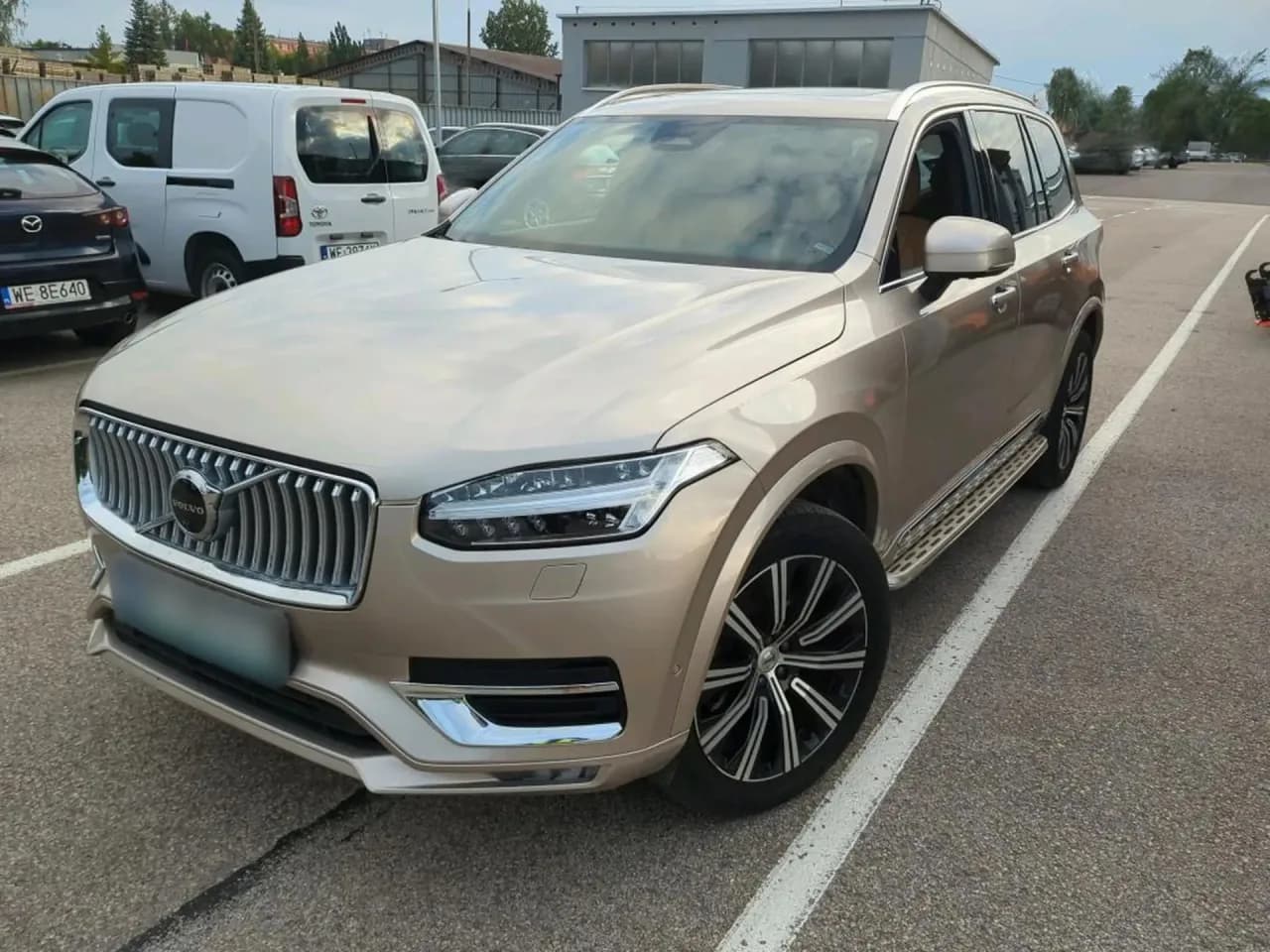 Volvo XC 90 B5 D AWD Ultimate Bright 7os aut 2023 - używany samochód w leasingu