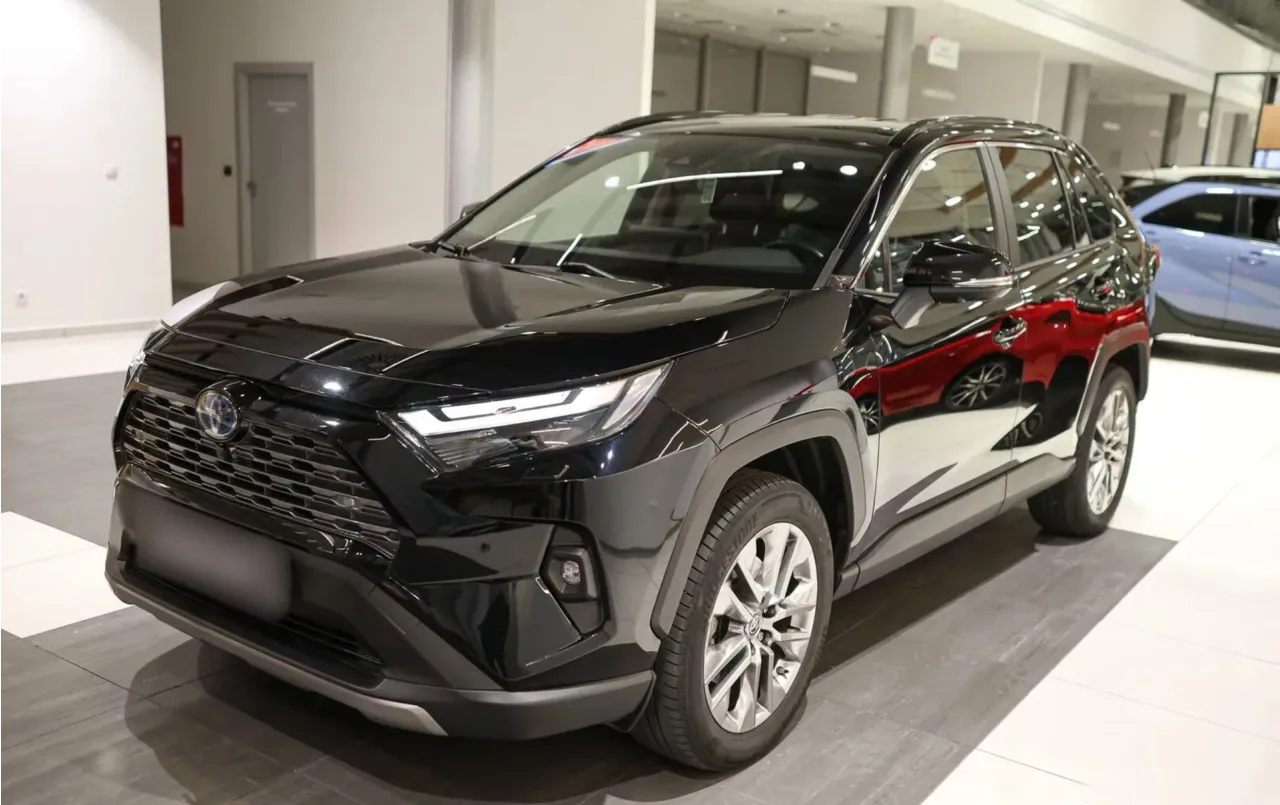 Toyota RAV4 2.5 Hybrid Executive 4x4 2024 - used car for lease