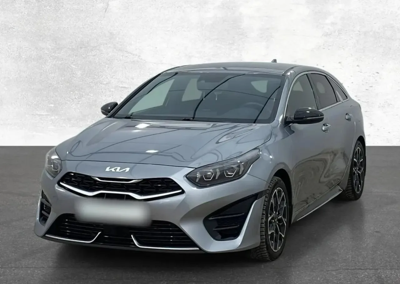 Kia Proceed 1.5 T-GDI GT Line 2023 - używany samochód w leasingu
