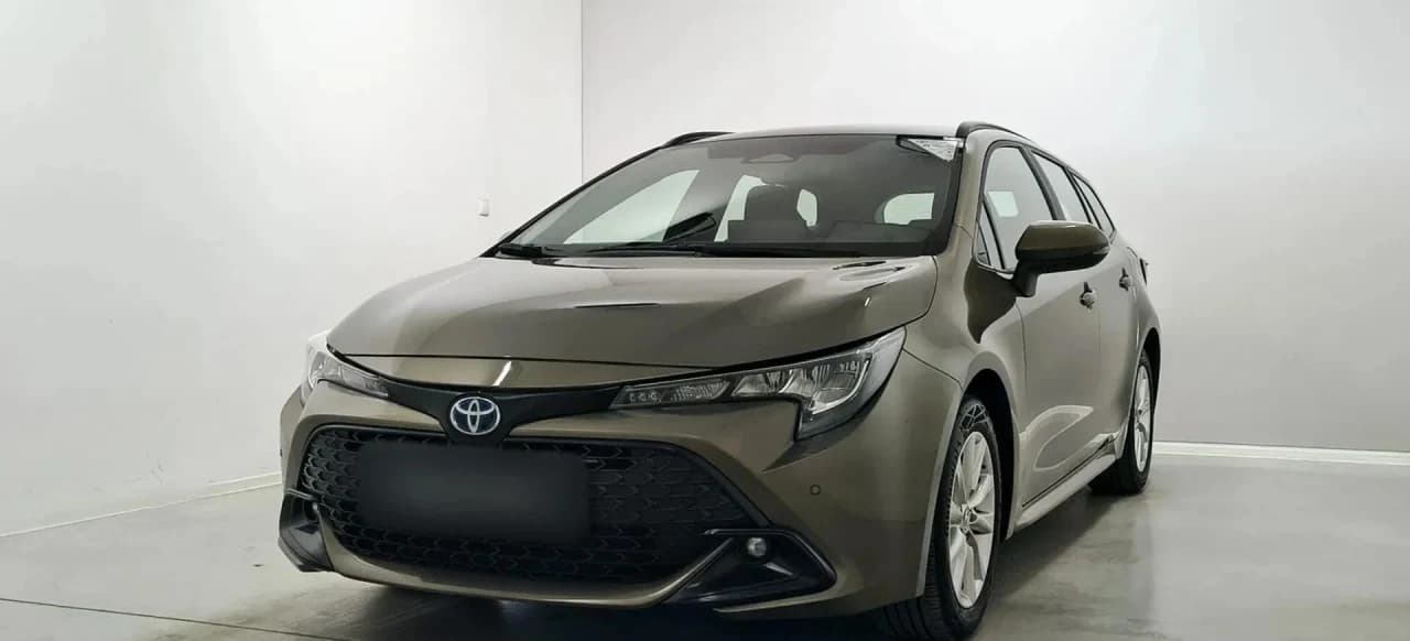 Toyota Corolla 1.8 Hybrid Comfort 2023 - gebrauchtes Leasingfahrzeug