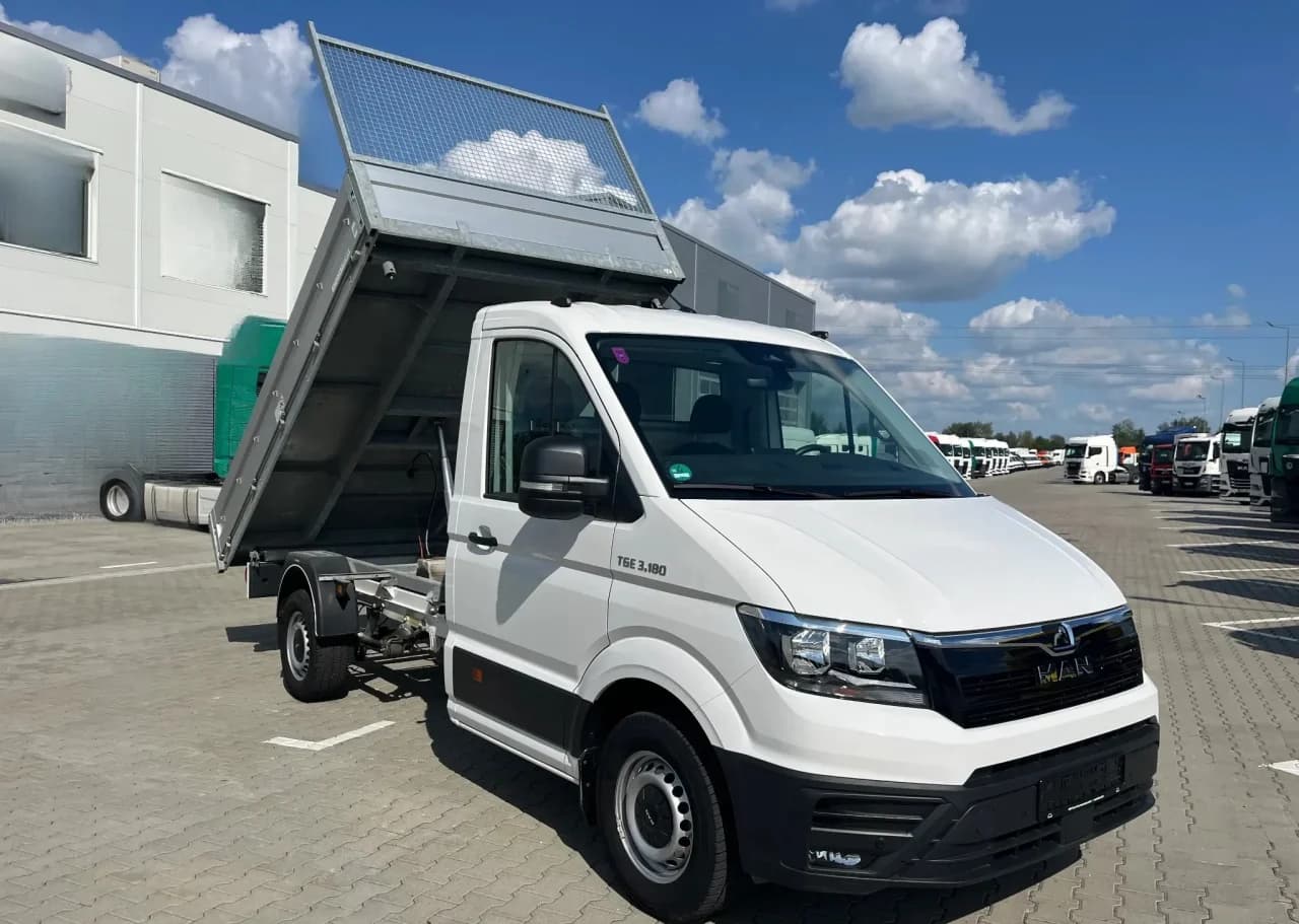 Man TGE 3.180 4x2F SB L2 aut 2025 - gebrauchtes Leasingfahrzeug