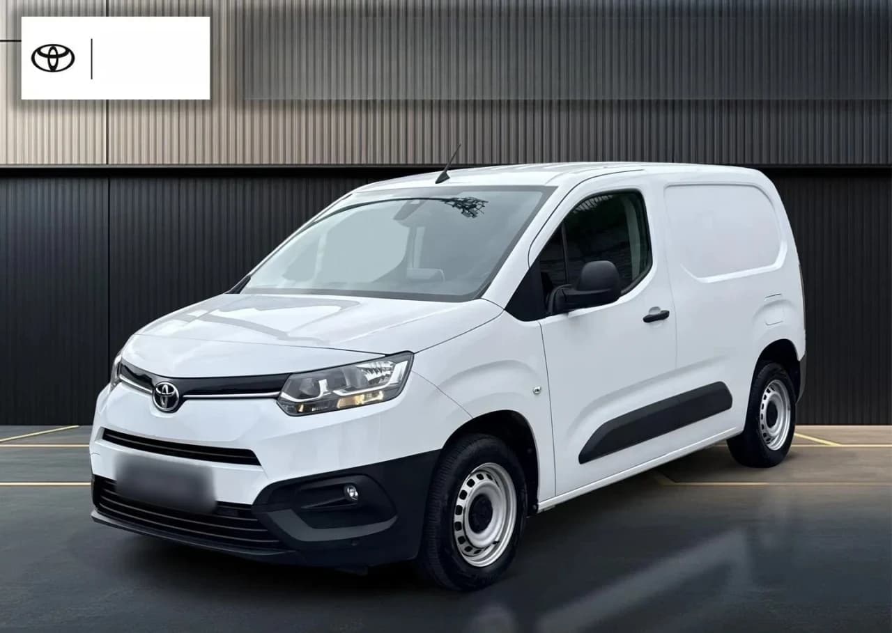 Toyota Proace City 1.2 D-4T Standard 2,3t Active 2023 - używany samochód w leasingu