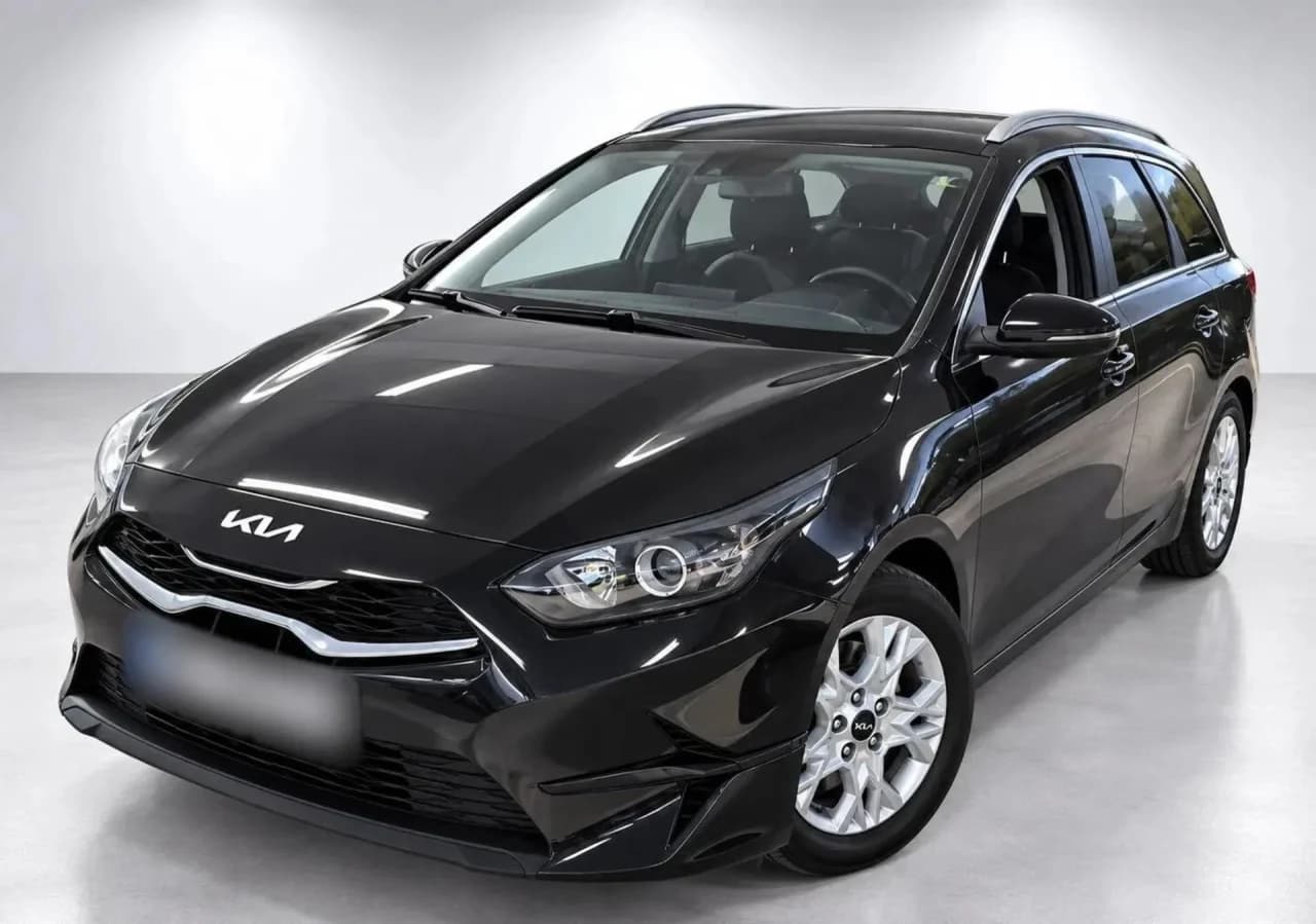 Kia Ceed 1.5 T-GDI L DCT 2023 - вживаний автомобіль в лізингу