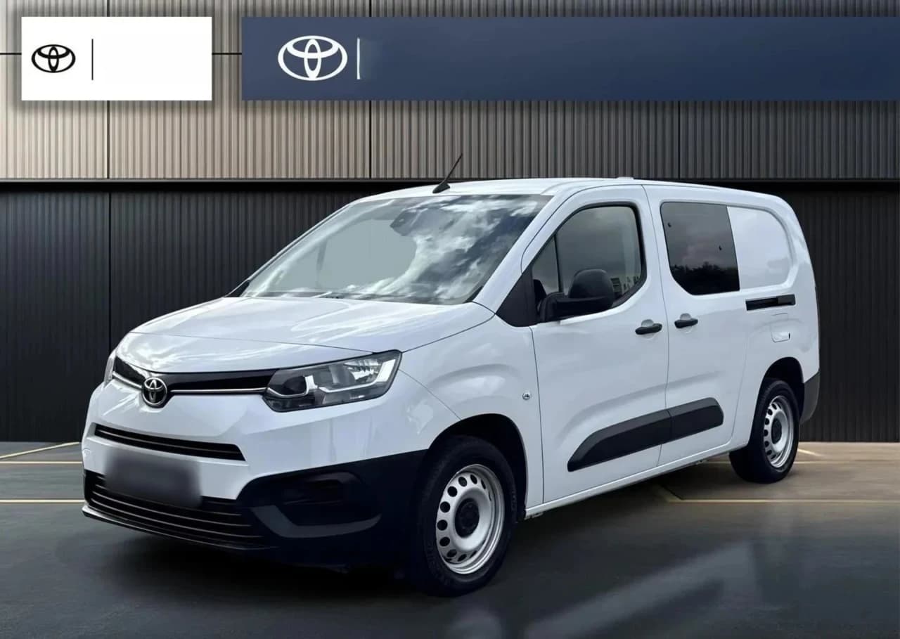 Toyota Proace City 1.5 D-4D Long 2,4t Active (bryg.) 2023 - używany samochód w leasingu
