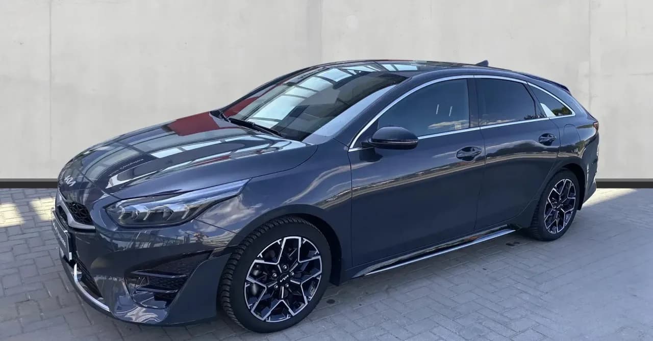 Kia Proceed 1.5 T-GDI GT Line 2023 - używany samochód w leasingu