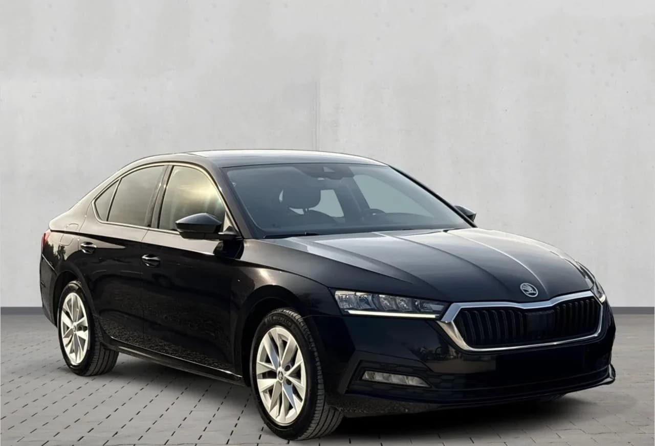 Skoda Octavia 1.5 TSI e-Tec Ambition DSG 2023 - używany samochód w leasingu