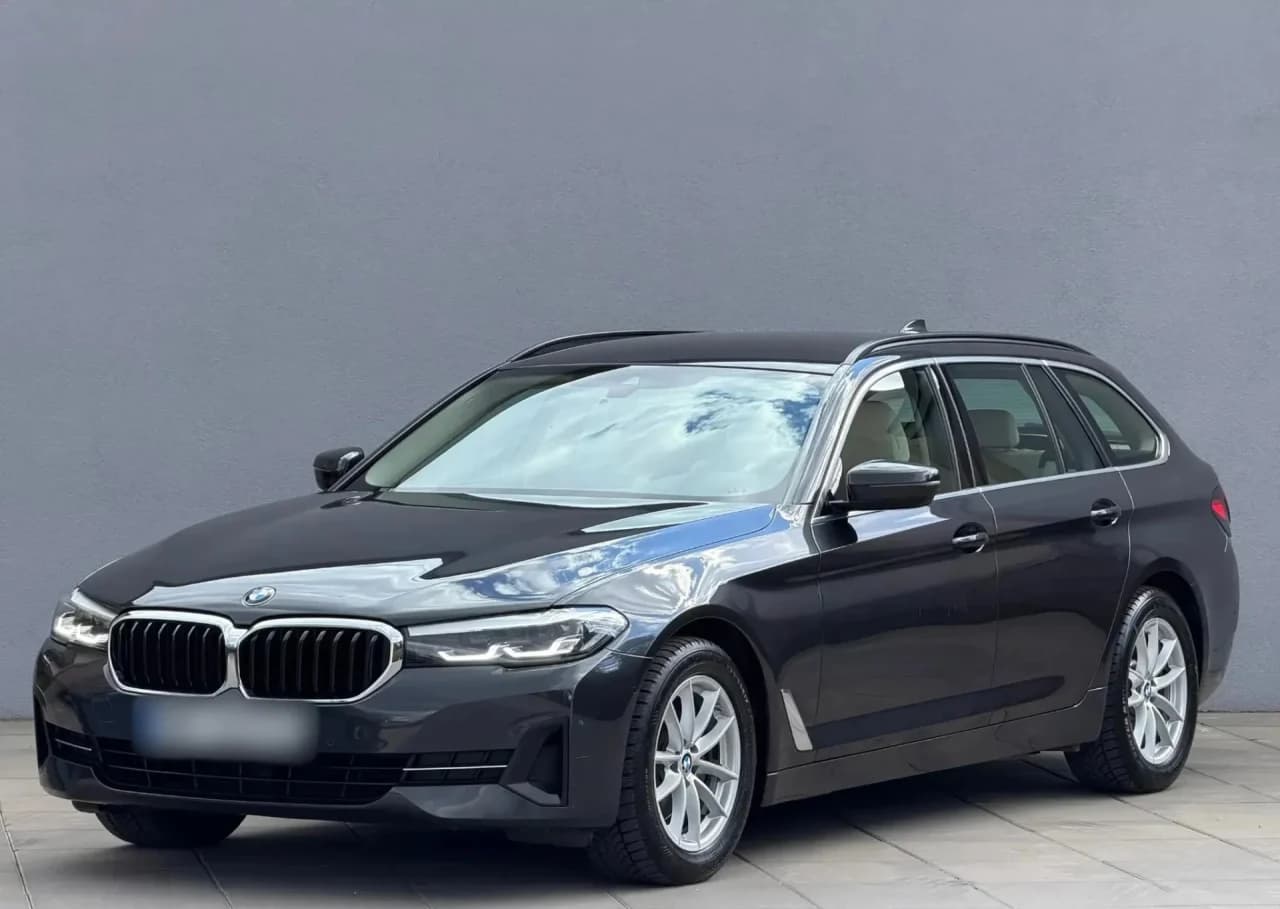 BMW Seria 5 520d mHEV aut 2022 - gebrauchtes Leasingfahrzeug