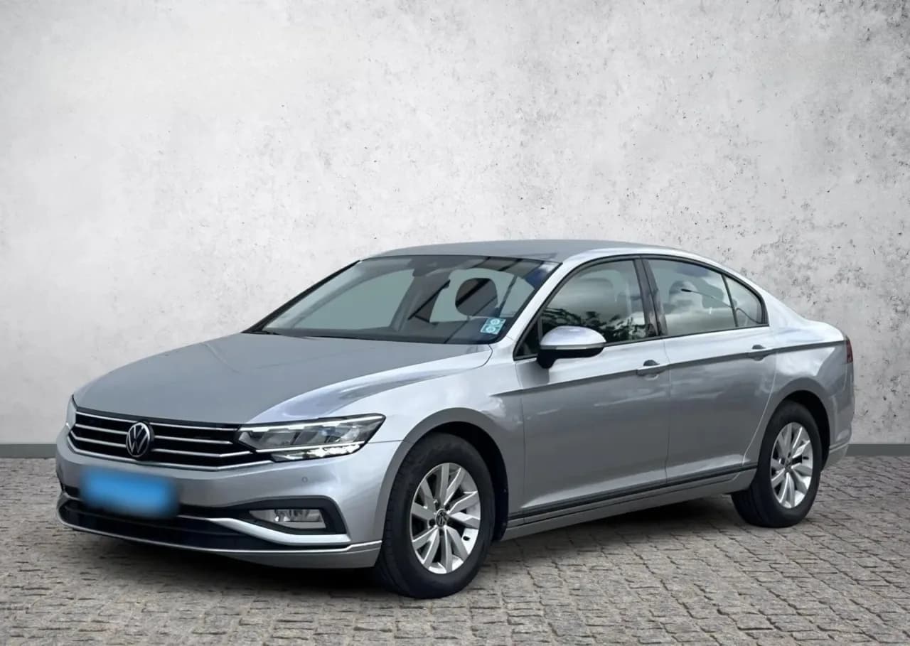 Volkswagen Passat 1.5 TSI EVO Business DSG 2021 - używany samochód w leasingu