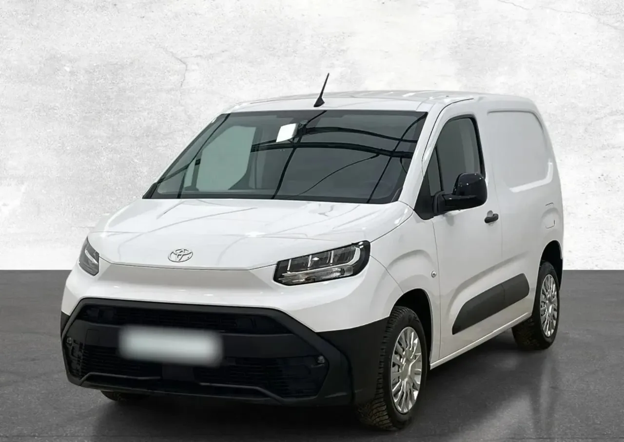 Toyota Proace City 1.5 D-4D Standard 2,3t Active 2024 - używany samochód w leasingu