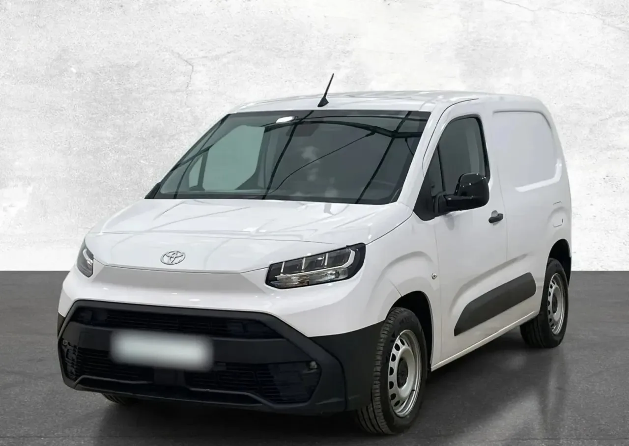 Toyota Proace City 1.5 D-4D Standard 2,3t Active 2024 - używany samochód w leasingu