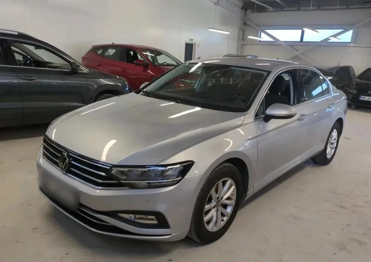 Volkswagen Passat 2.0 TDI EVO Business DSG 2022 - używany samochód w leasingu