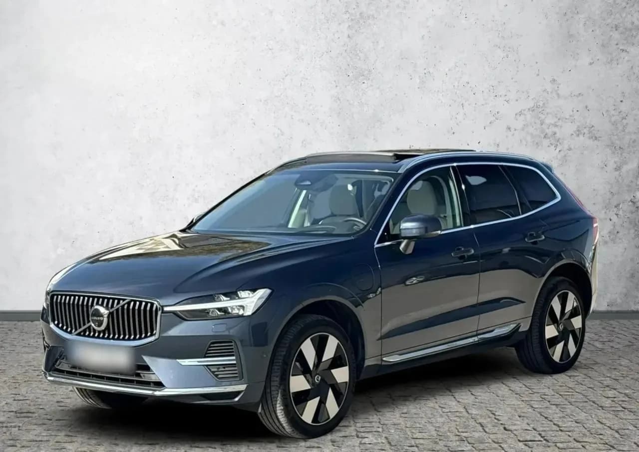 Volvo XC 60 T8 Plug-In Hybrid AWD Ultimate Bright aut 2023 - вживаний автомобіль в лізингу