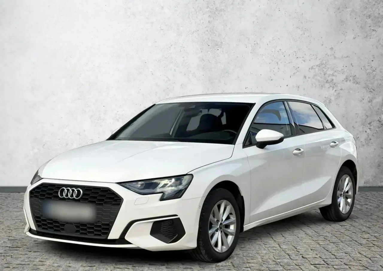 Audi A3 35 TFSI mHEV S tronic 2023 - używany samochód w leasingu