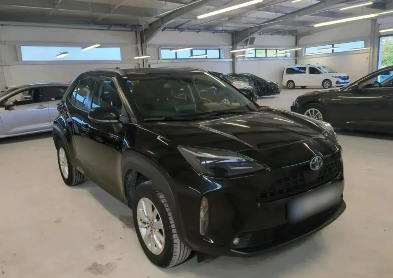 Toyota Yaris Cross Hybrid 1.5 Comfort 2022 - używany samochód w leasingu