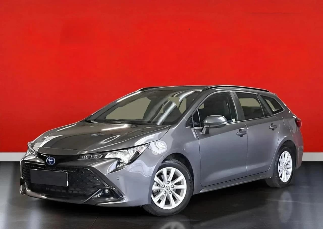 Toyota Corolla 1.8 Hybrid Comfort 2023 - używany samochód w leasingu