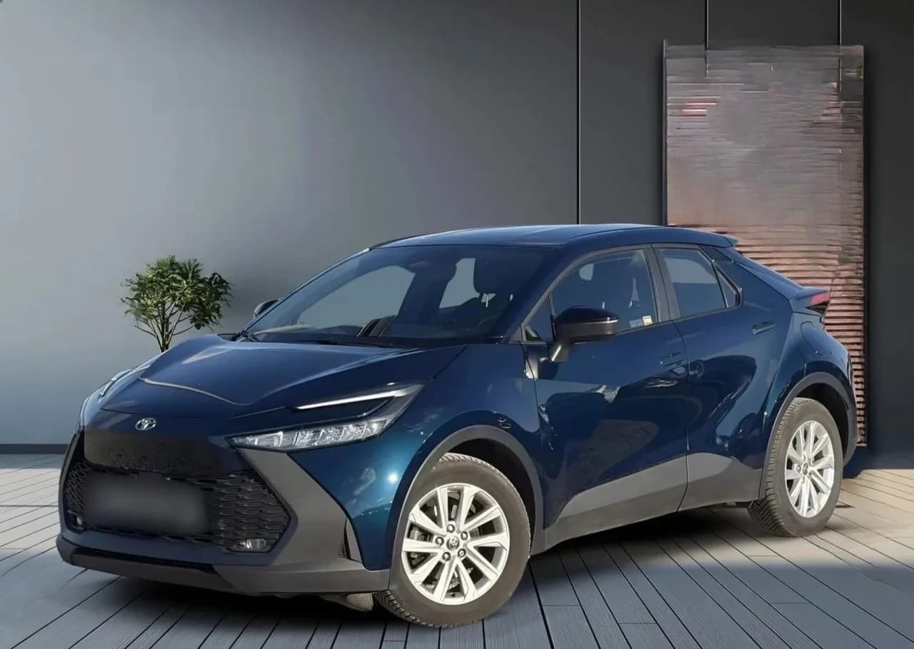 Toyota C-HR 1.8 Hybrid Comfort 2024 - вживаний автомобіль в лізингу