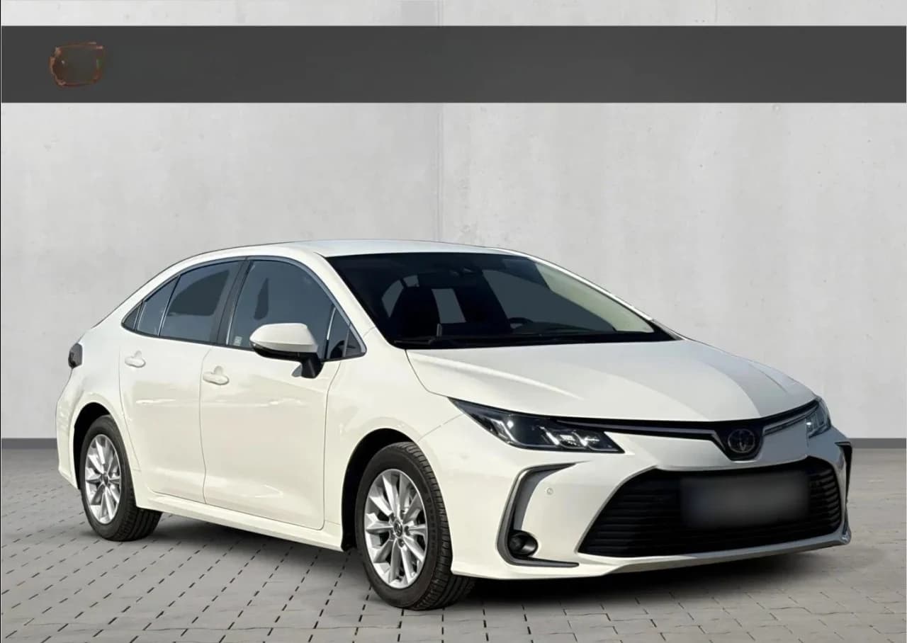 Toyota Corolla 1.8 Hybrid GPF Comfort 2022 - używany samochód w leasingu