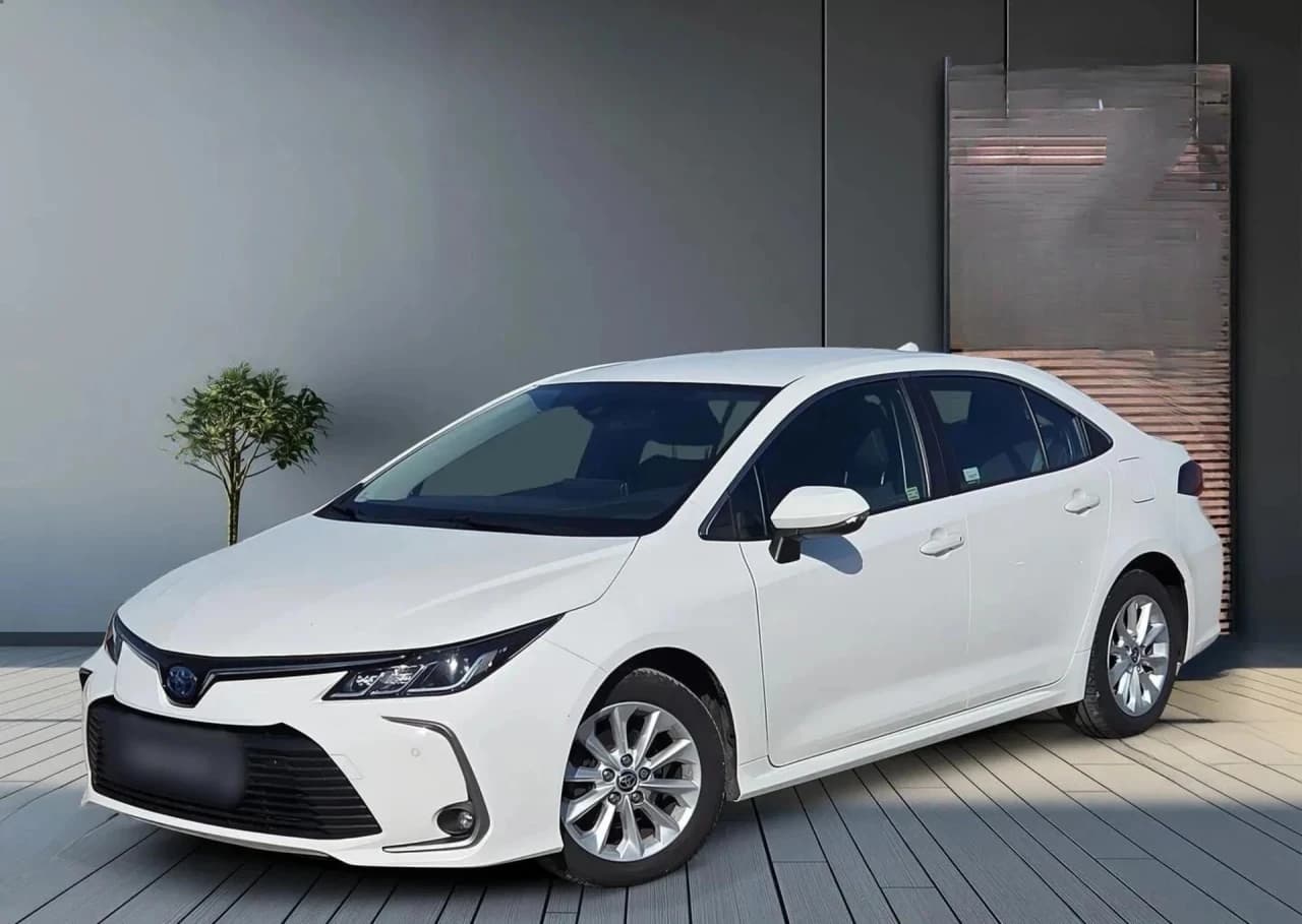 Toyota Corolla 1.8 Hybrid GPF Comfort 2022 - używany samochód w leasingu