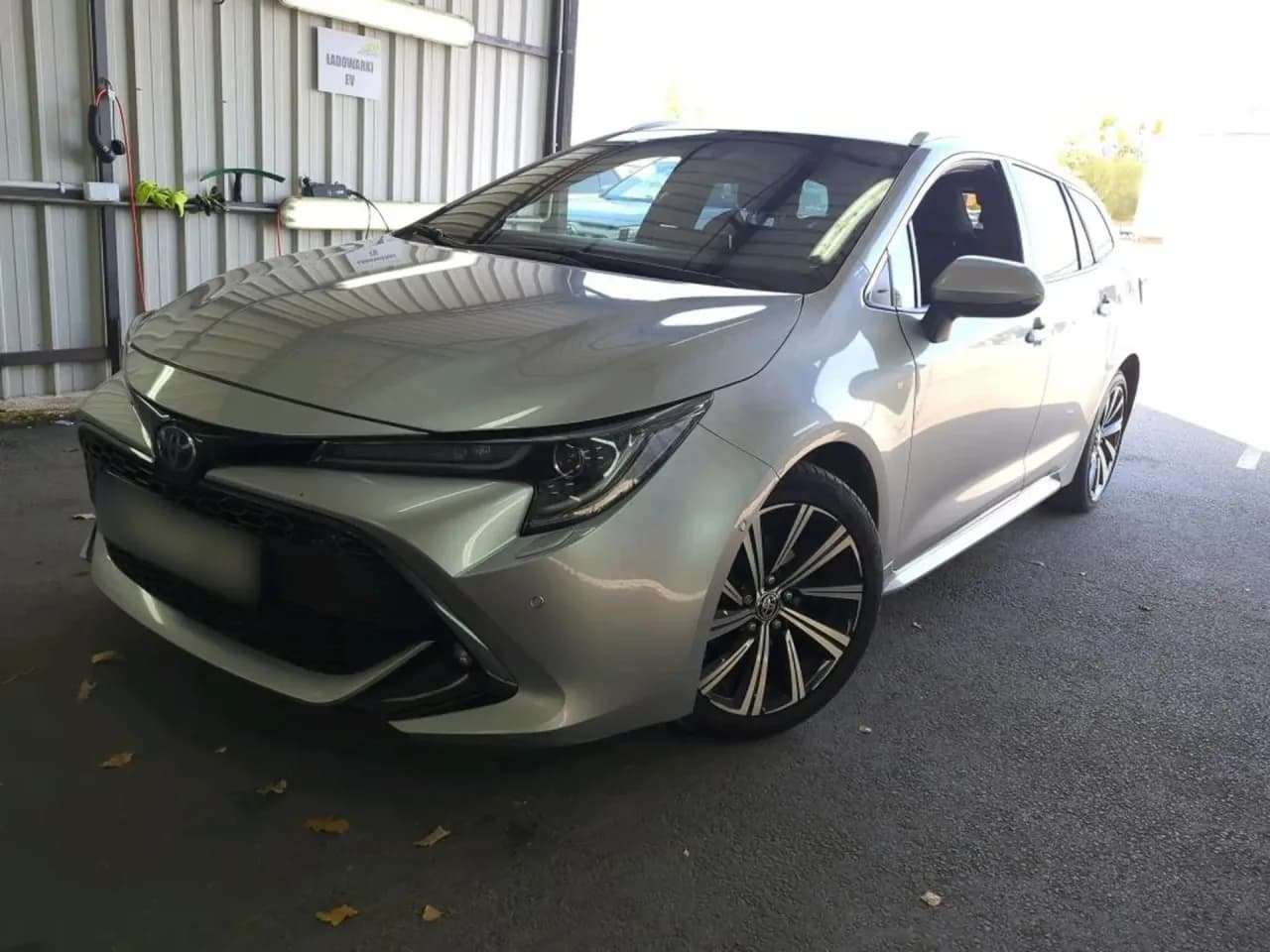 Toyota Corolla 1.8 Hybrid Comfort 2022 - gebrauchtes Leasingfahrzeug
