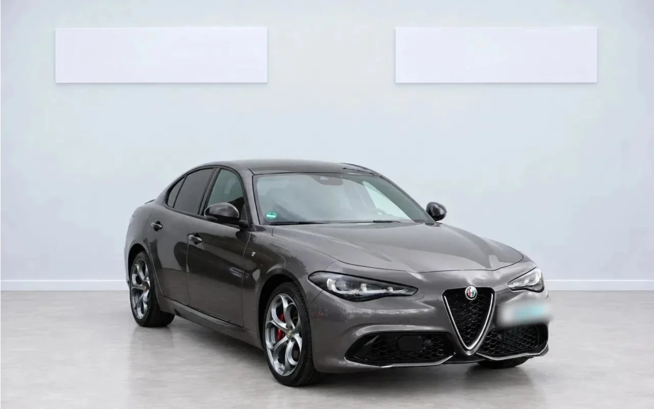 Alfa Romeo Giulia 2.0 Turbo TI Q4 aut 2023 - gebrauchtes Leasingfahrzeug