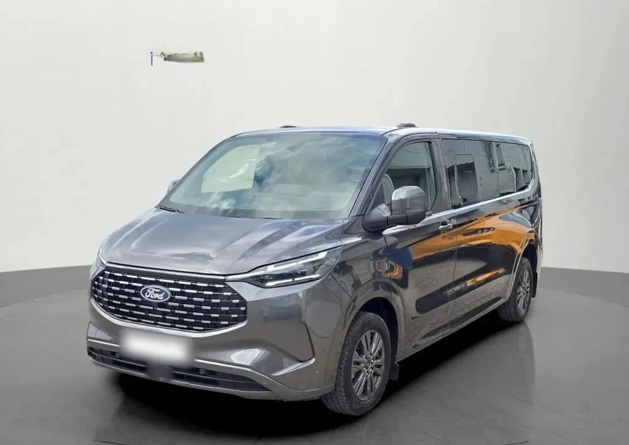 Ford Tourneo Custom 2.5 PHEV CVT 340 L2 Titanium 2025 - gebrauchtes Leasingfahrzeug