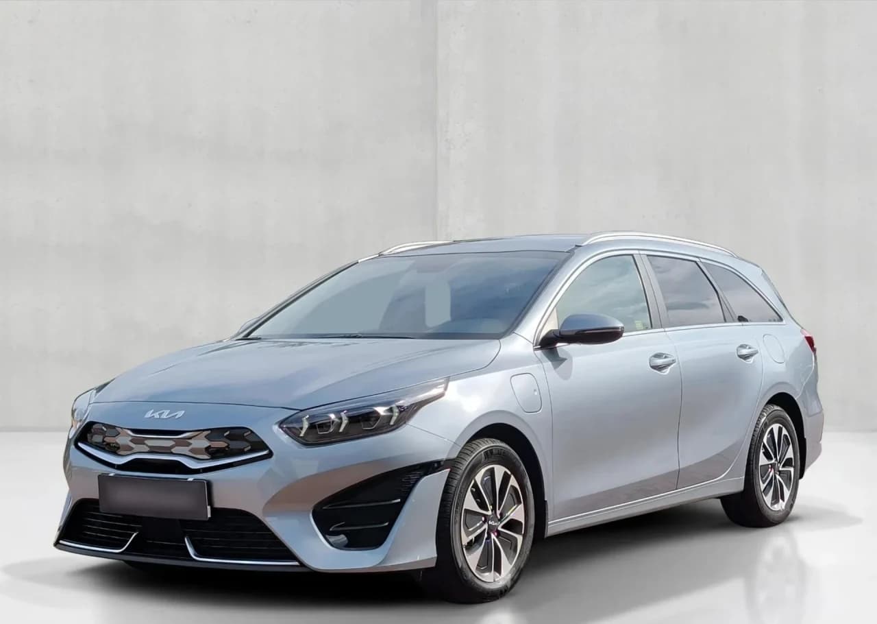 Kia Ceed 1.6 GDI PHEV L DCT 2023 - used car for lease