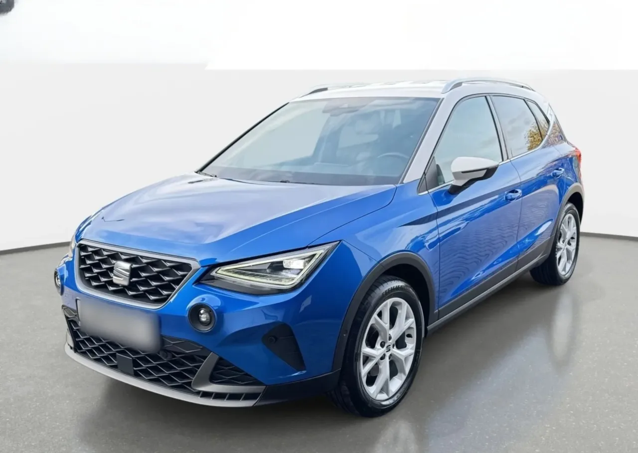 SEAT Arona 1.5 TSI EVO FR S&S DSG 2023 - używany samochód w leasingu
