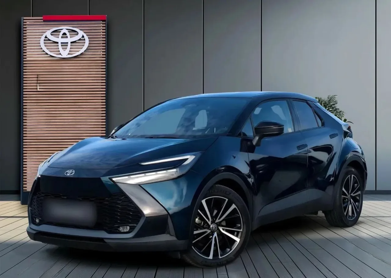 Toyota C-HR 2.0 Hybrid Dynamic Force Executive 2024 - używany samochód w leasingu