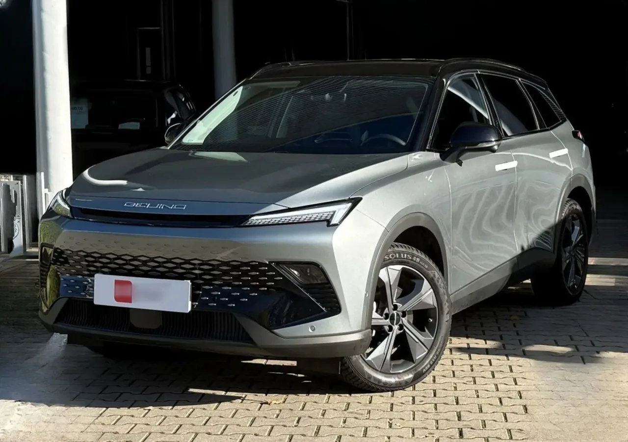 BAIC Beijing 5 1.5T Luxury DCT 2025 - używany samochód w leasingu