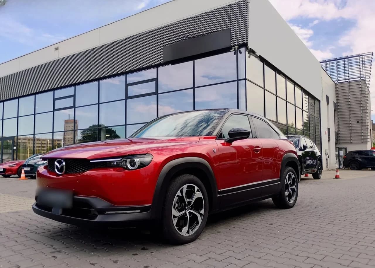 Mazda MX-30 R-EV PHEV Makoto 2023 - używany samochód w leasingu
