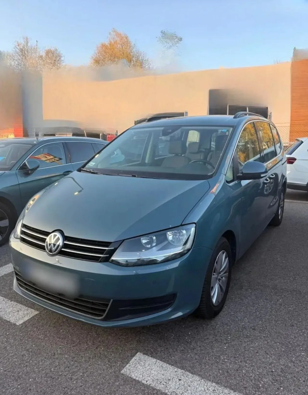 Volkswagen Sharan 1.4 TSI BMT Comfortline DSG 2022 - вживаний автомобіль в лізингу