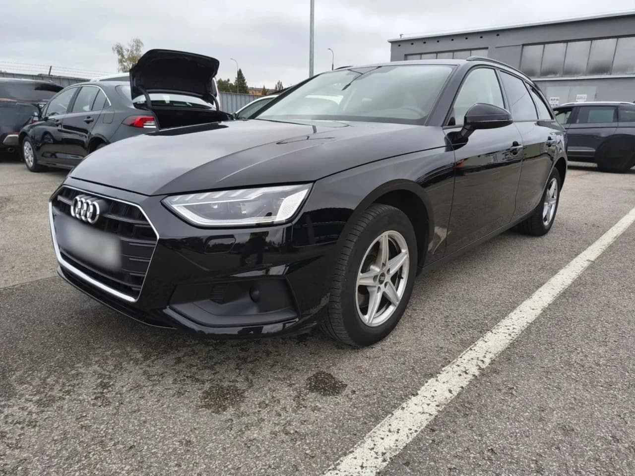 Audi A4 35 TDI mHEV S tronic 2022 - вживаний автомобіль в лізингу