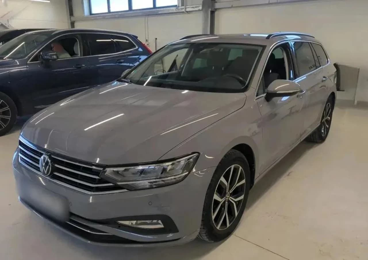 Volkswagen Passat 2.0 TDI EVO Business 2023 - używany samochód w leasingu