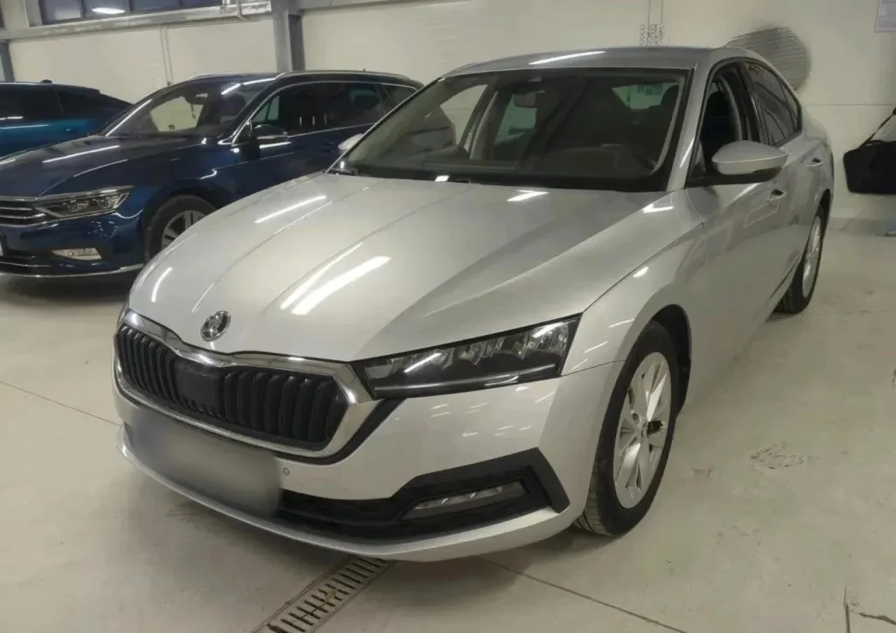 Skoda Octavia 1.5 TSI ACT Ambition 2022 - вживаний автомобіль в лізингу