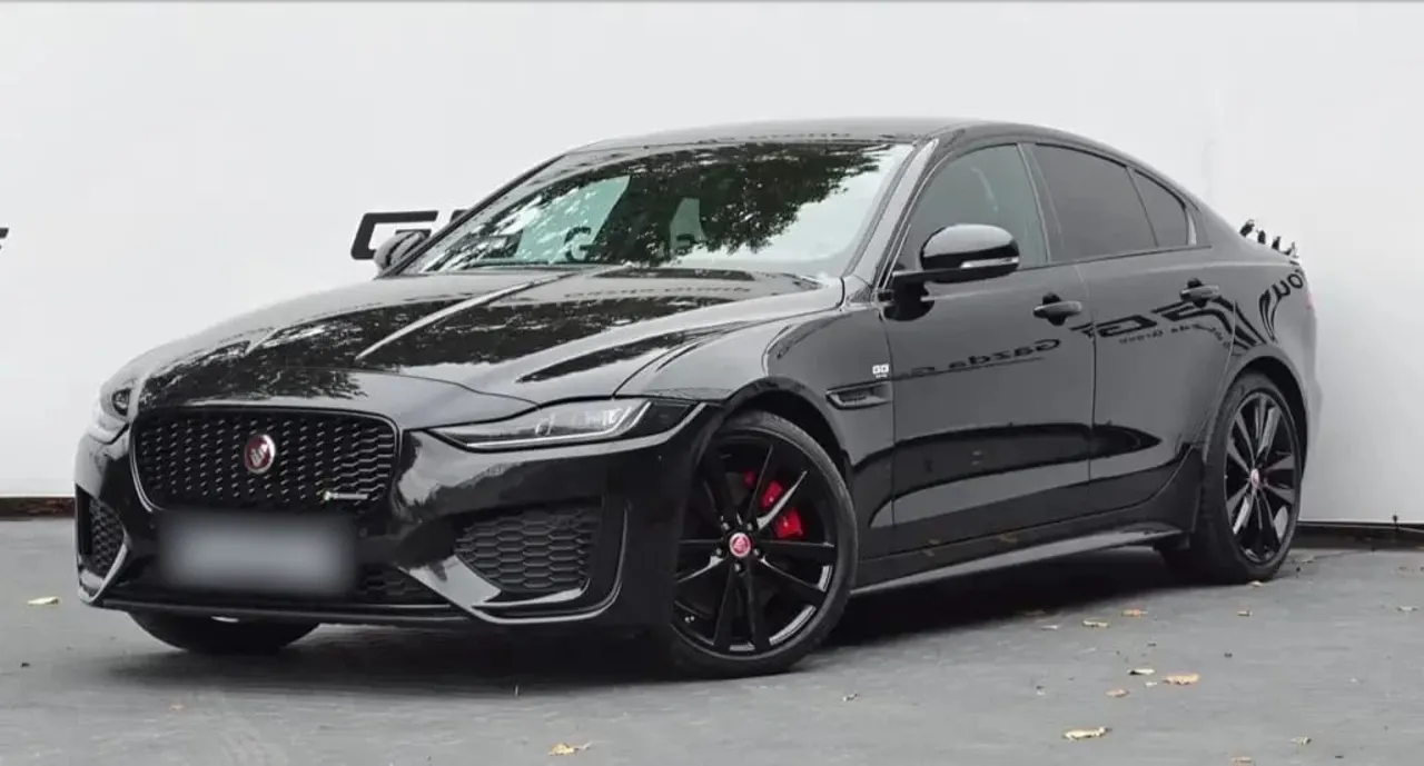Jaguar XE 2.0 D200 mHEV R-Dynamic S aut 2023 - gebrauchtes Leasingfahrzeug