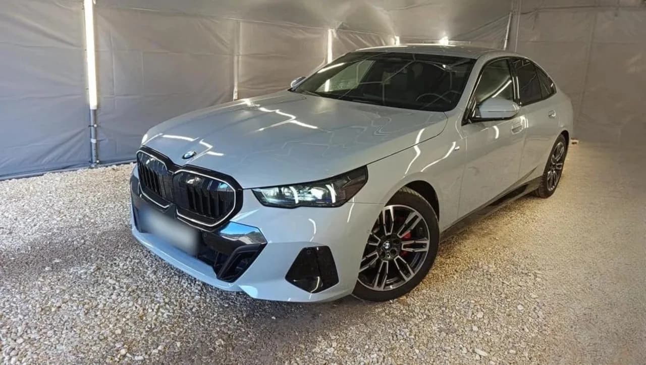 BMW Seria 5 520d xDrive mHEV M Sport aut 2024 - gebrauchtes Leasingfahrzeug